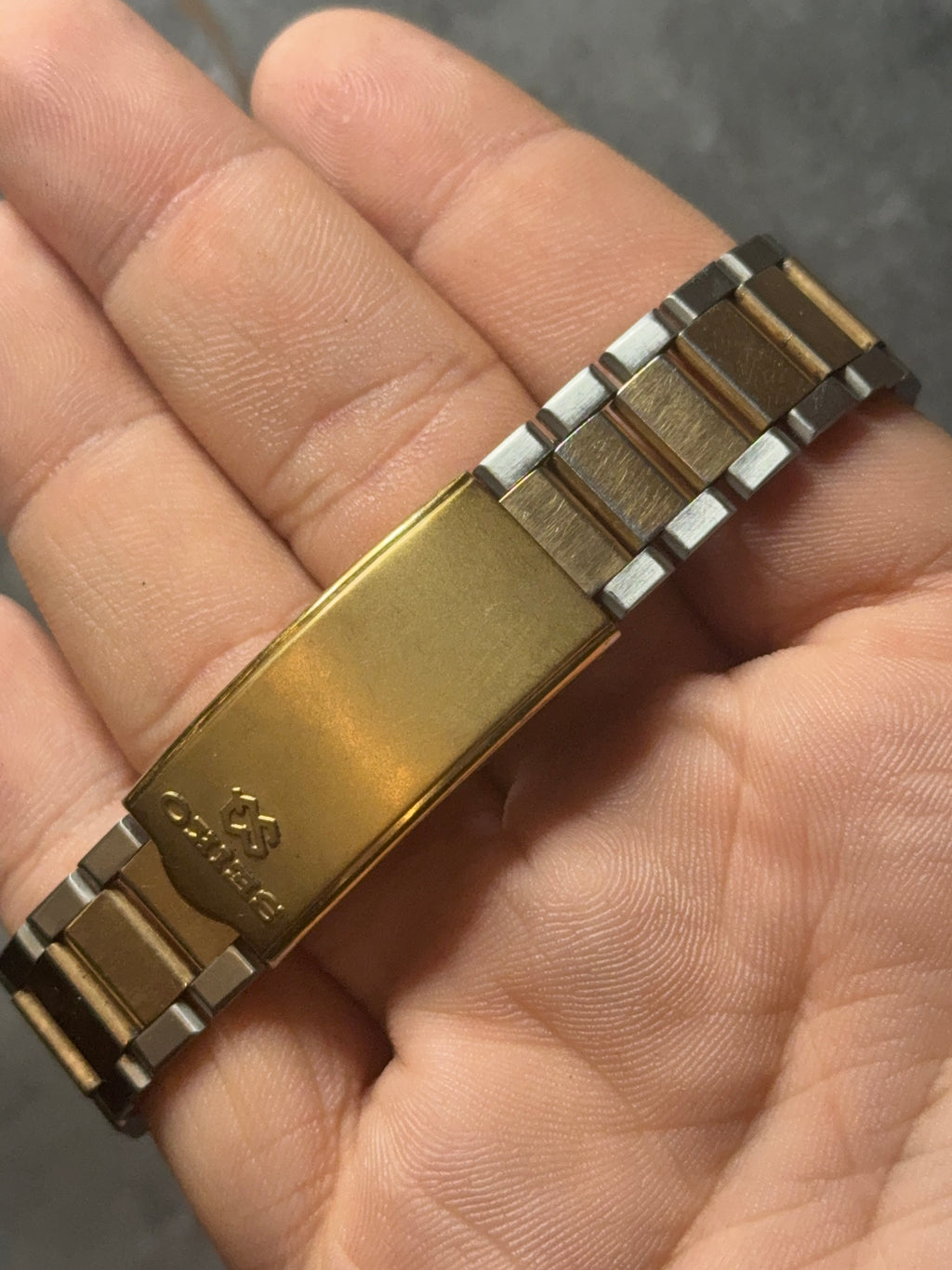 mens bi-metal seiko sq sports 100 royal oak