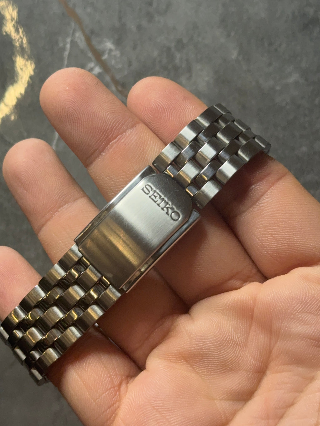 mens blue dial seiko quarts day-date watch