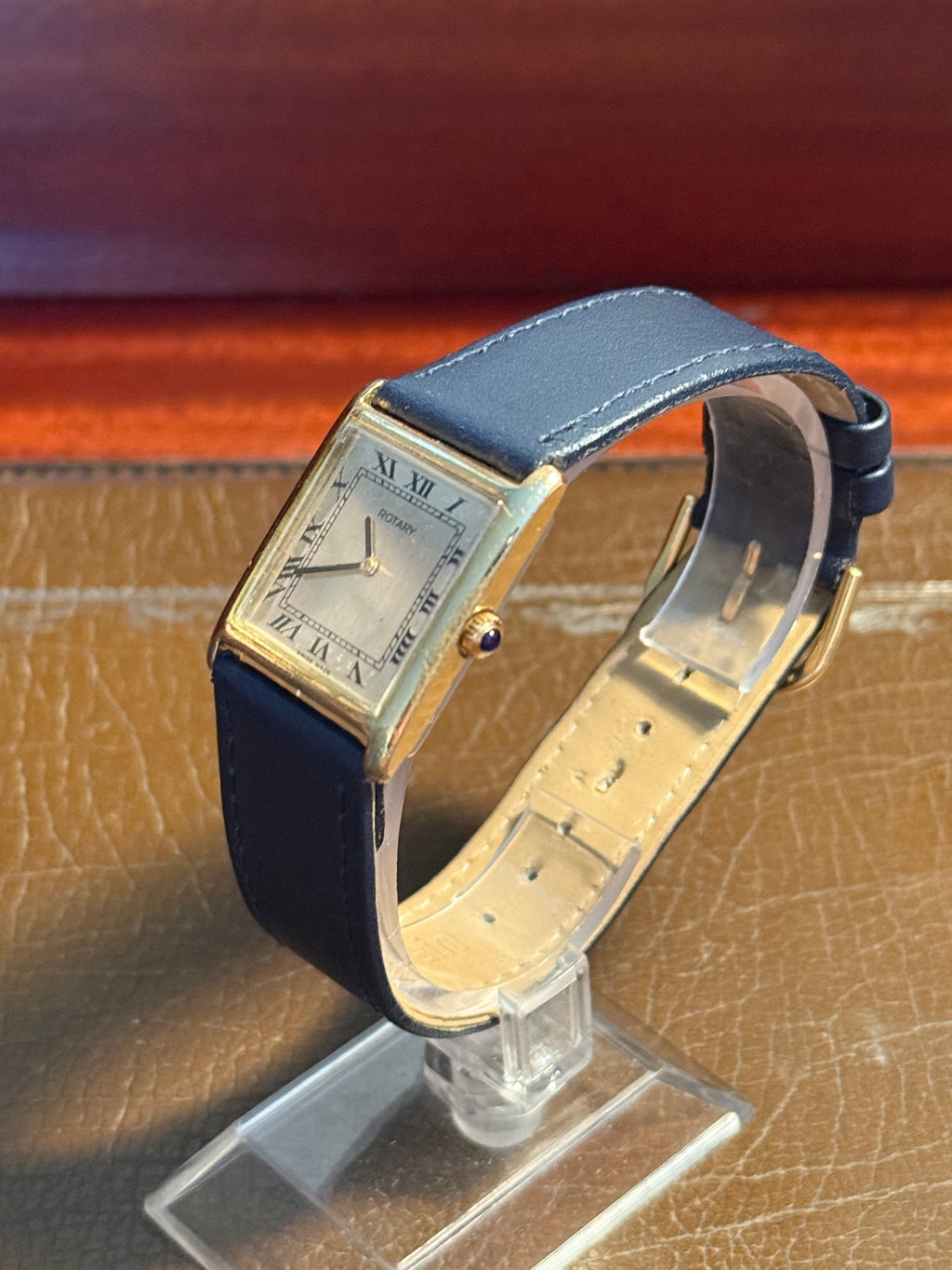 Manual wind vintage rotary tank
