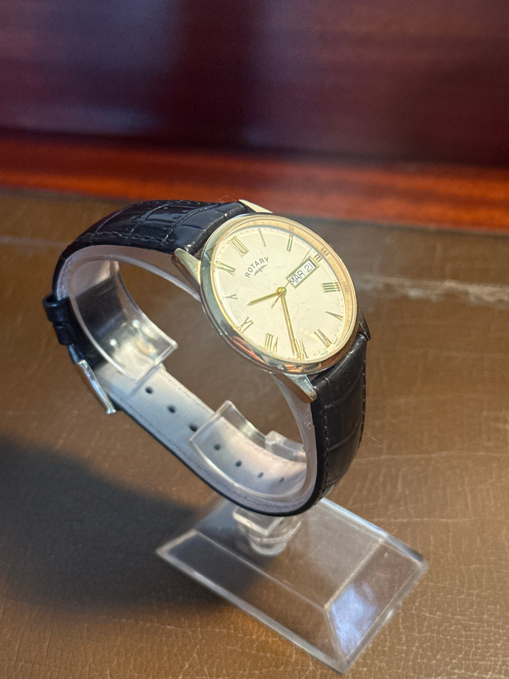Vintage quartz rotary dress watch