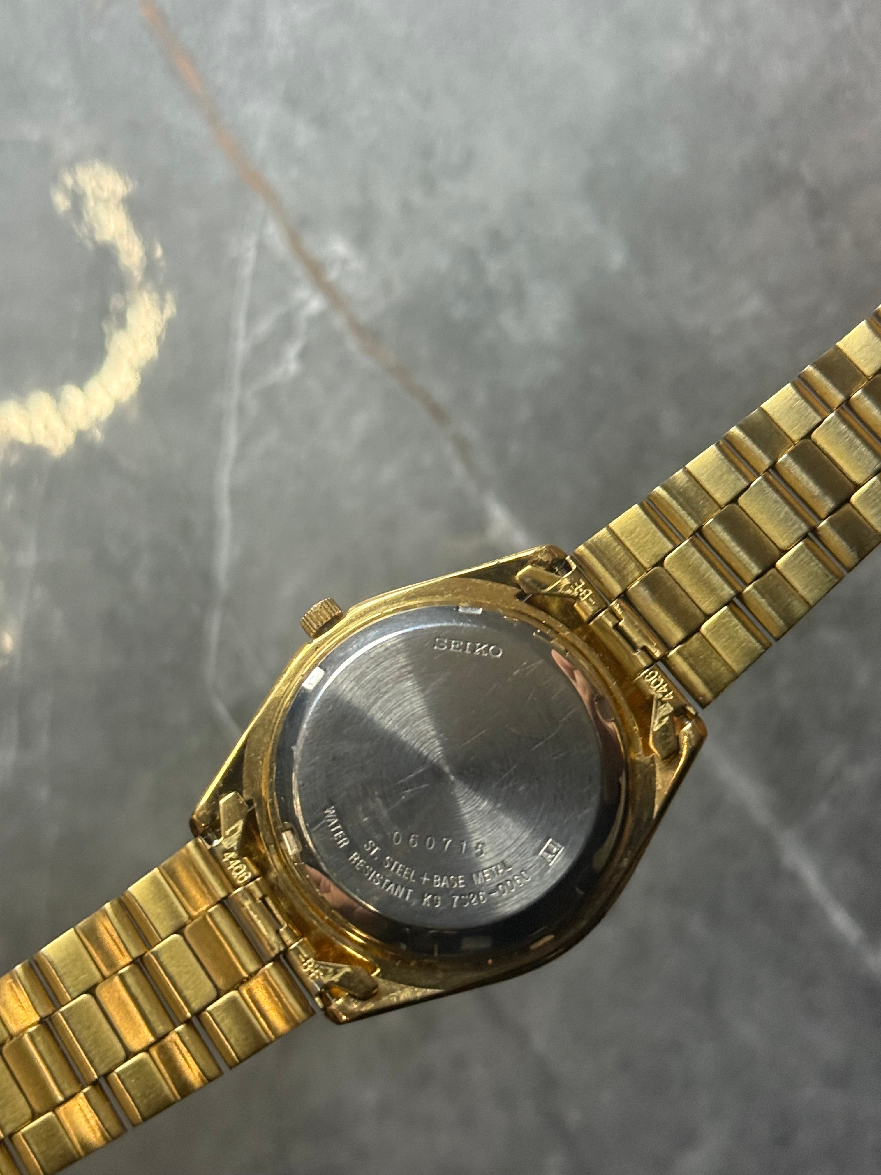 mens gold plated vintage automatic seiko 5 watch