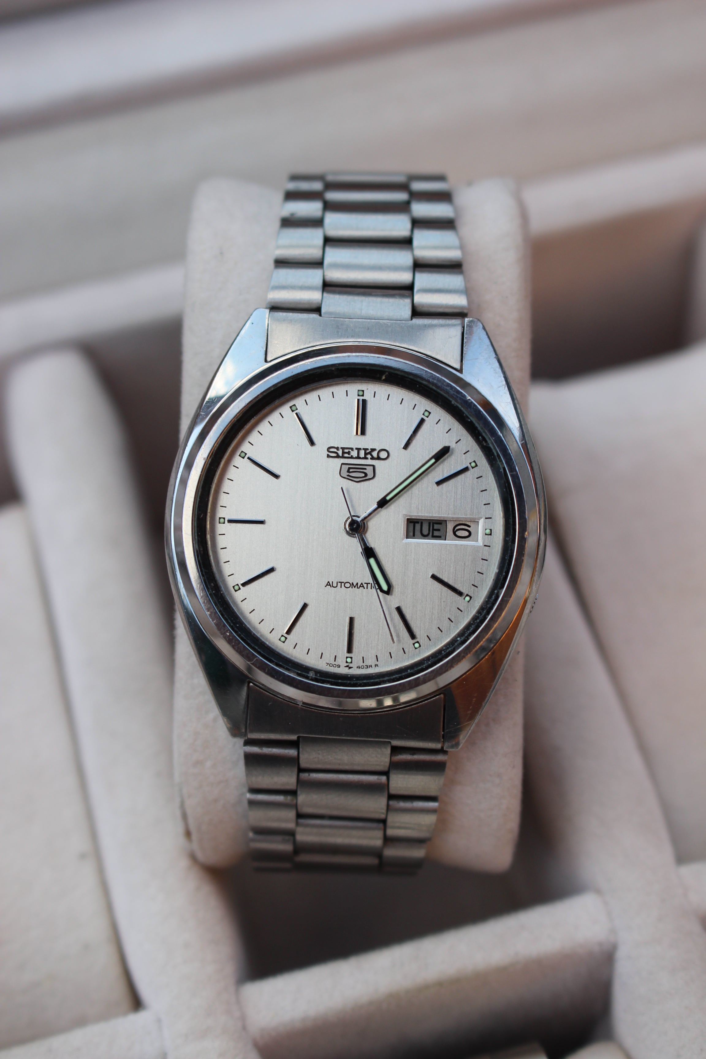 Linen dial seiko 5